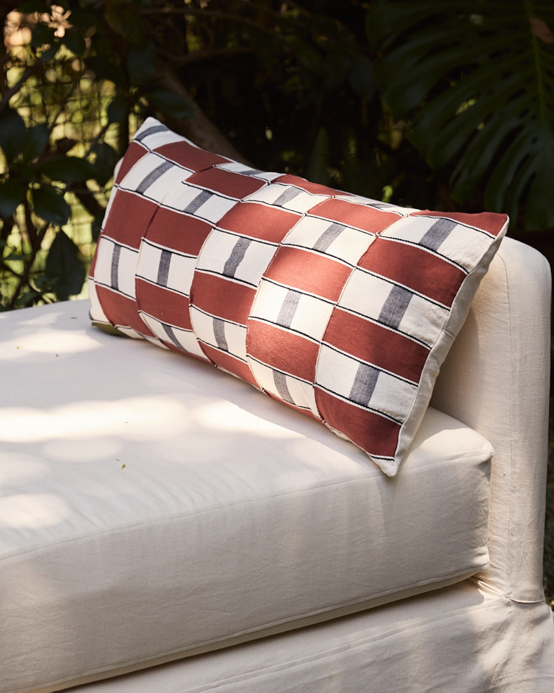 Tetra Brown Lumber Cushion Cover